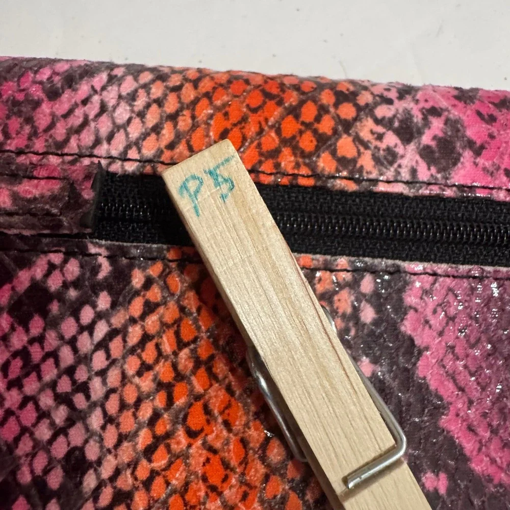 Kenneth Cole Reaction Pink Orange Snakeskin Trifold Wallet Faux Leather Clutch